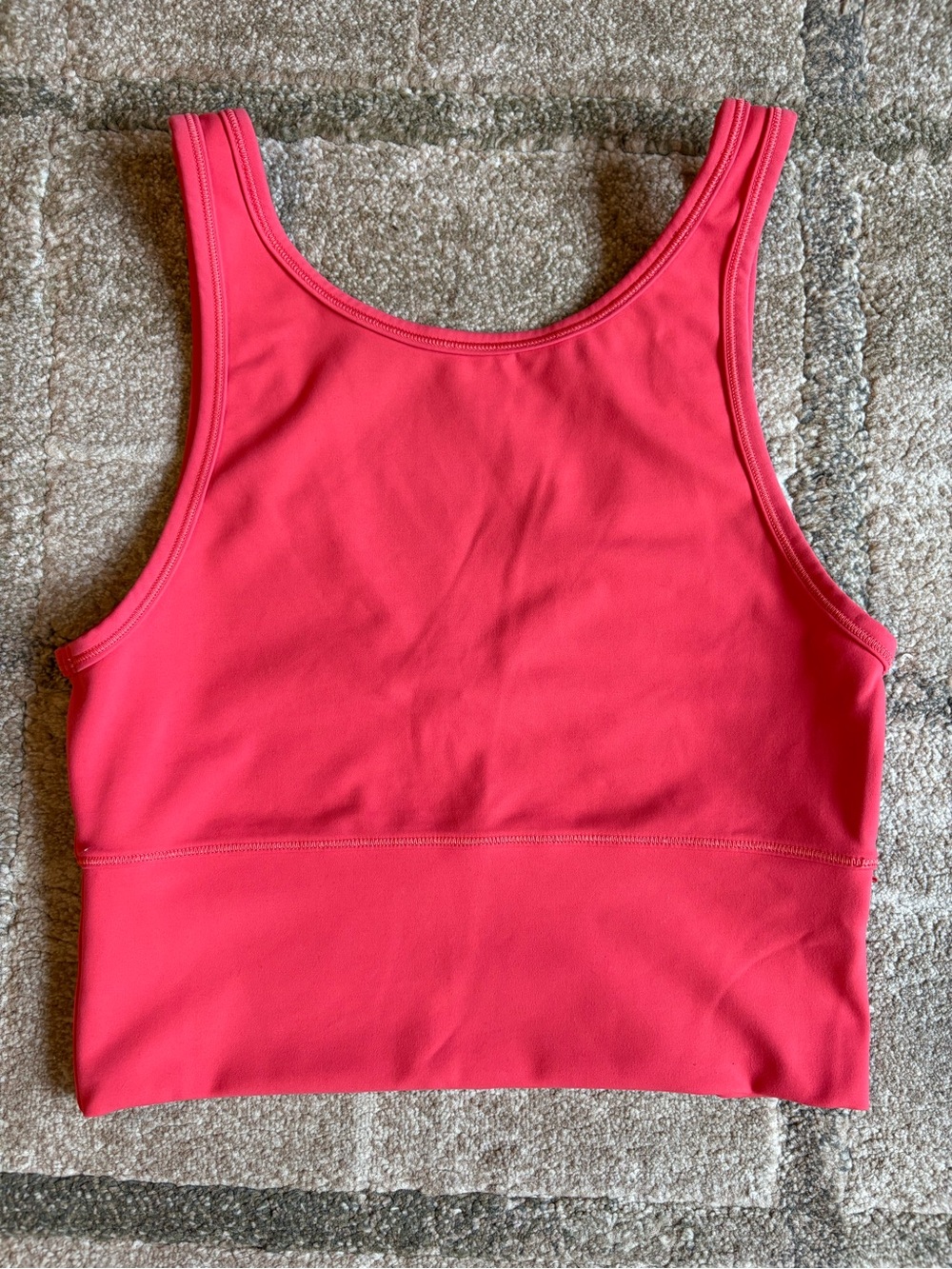 Lululemon Power Pivot Tank Top
Crop - Coral Pink